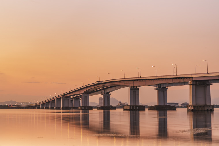 琵琶湖大橋