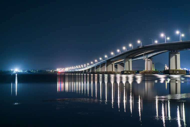 琵琶湖大橋