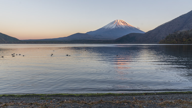 ゆるキャン△1話、本栖湖と浩庵キャンプ場