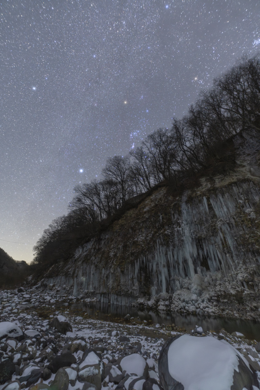 白川氷柱群の星空