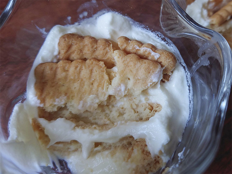 ココナッツサブレ