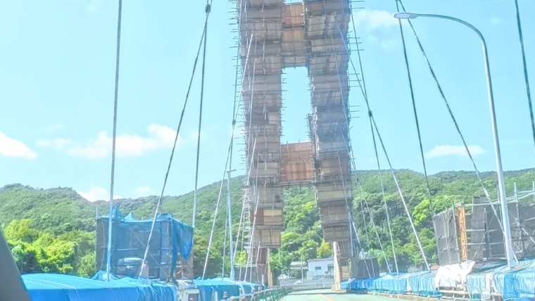 麻生の浦大橋（工事中）